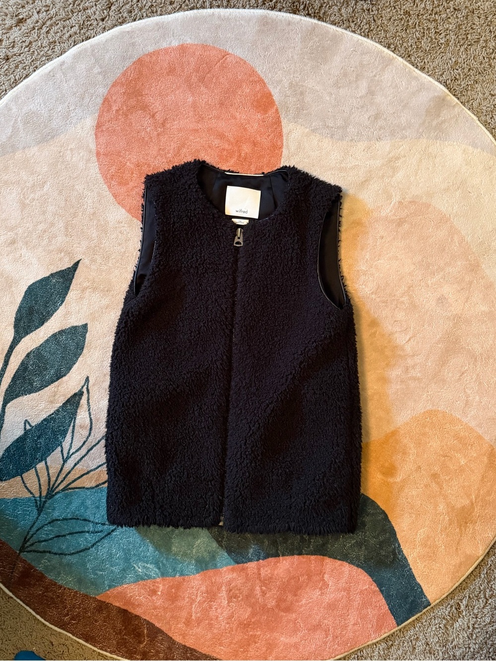 Wilfred zip up vest